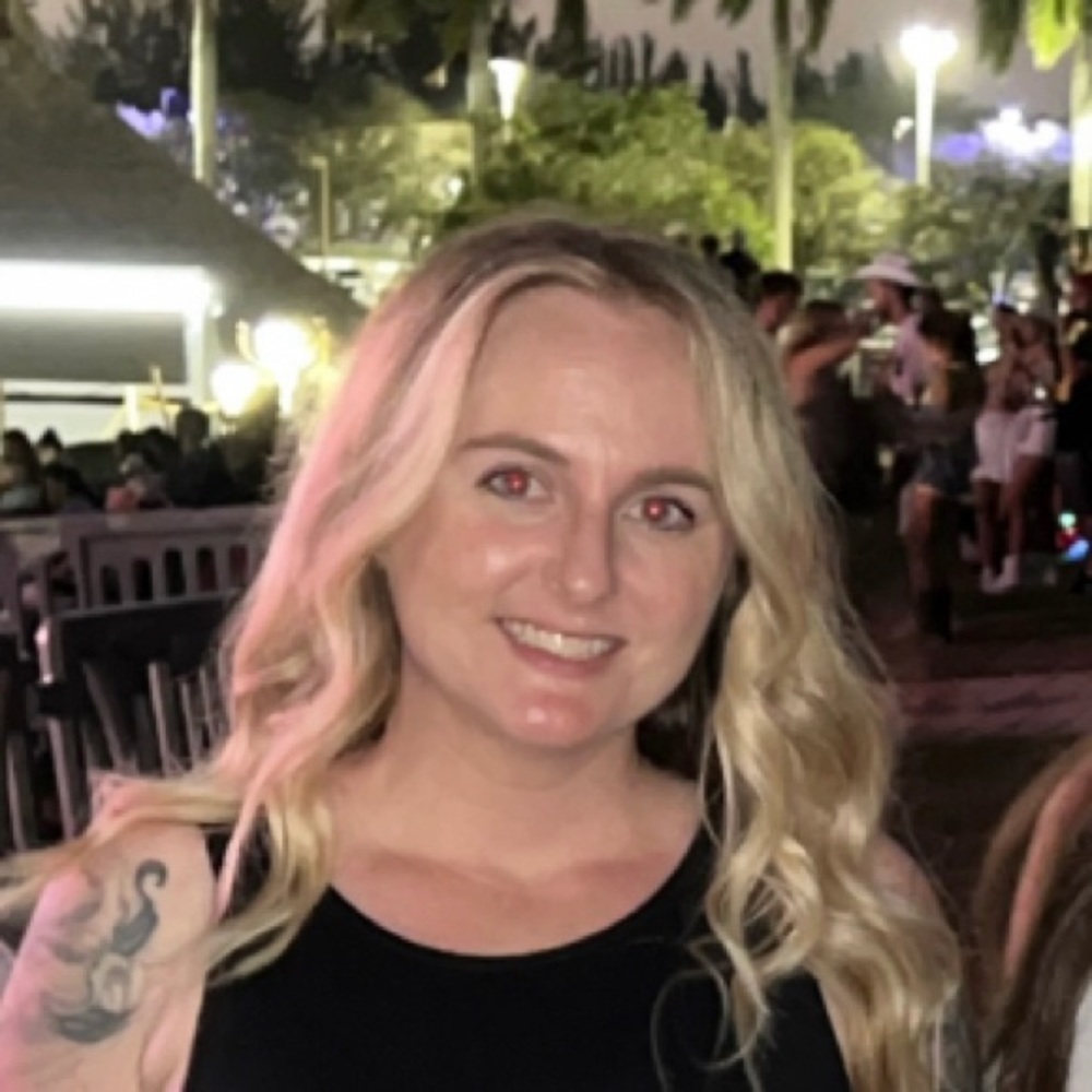 Meet your Posher, Lisa